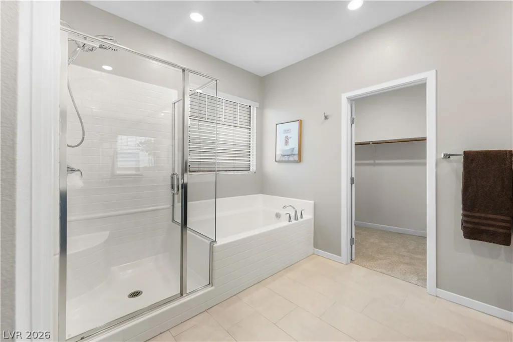 145 Rohan Crest, Henderson, NV 89011