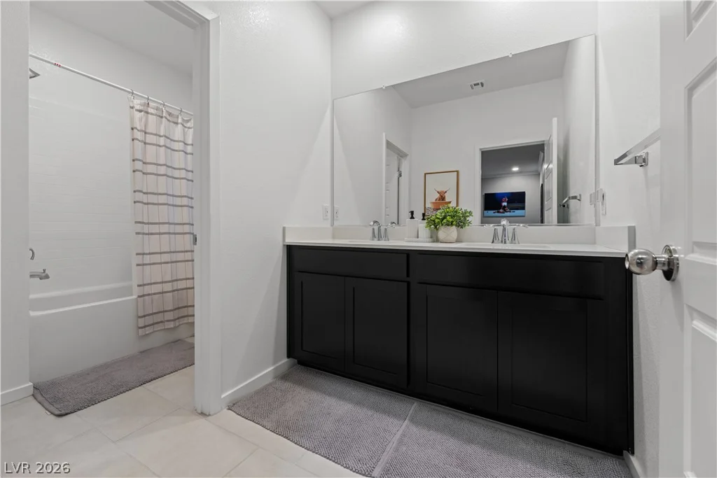 145 Rohan Crest, Henderson, NV 89011