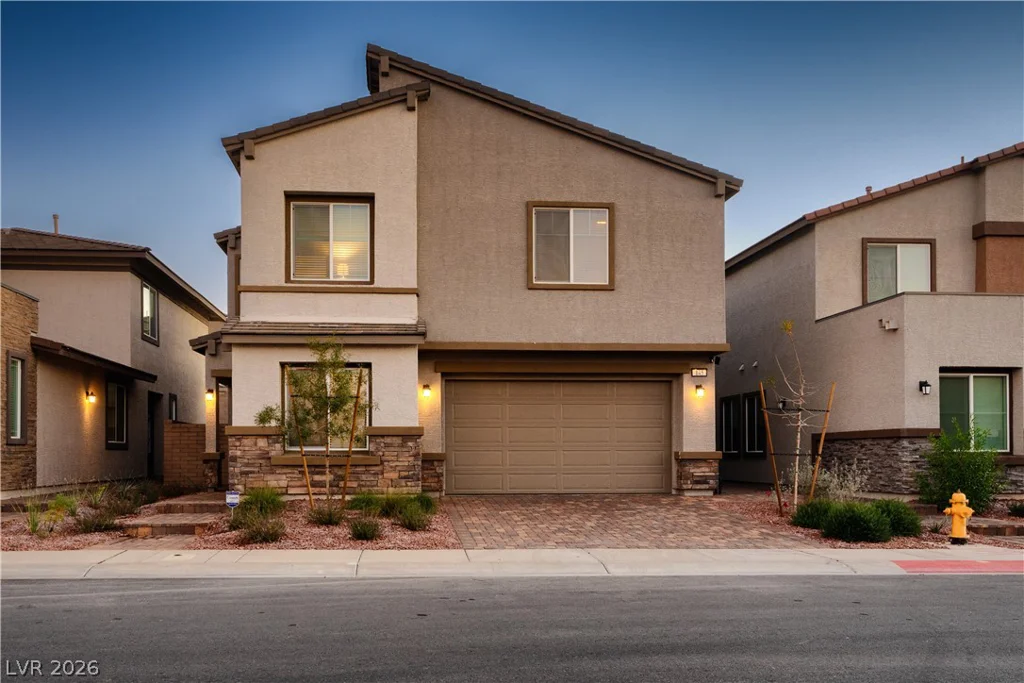 145 Rohan Crest, Henderson, NV 89011