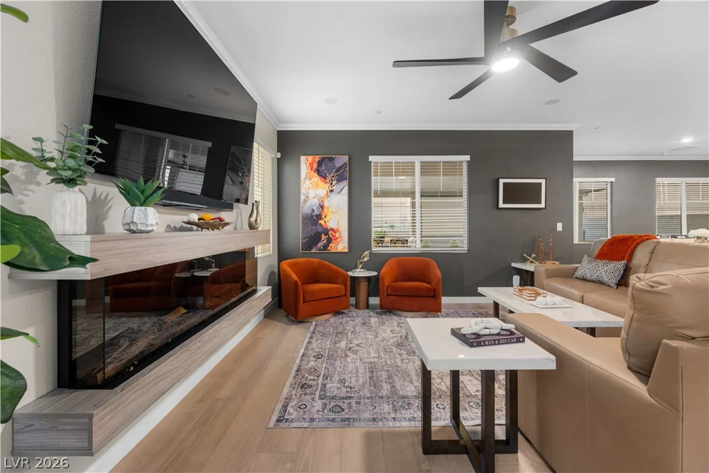145 Rohan Crest, Henderson, NV 89011