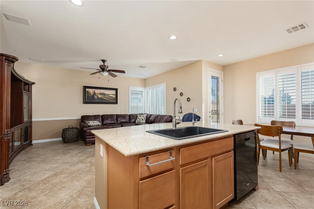 8040 Pandur, Las Vegas, NV 89131