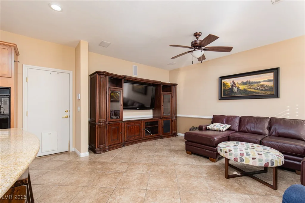 8040 Pandur, Las Vegas, NV 89131