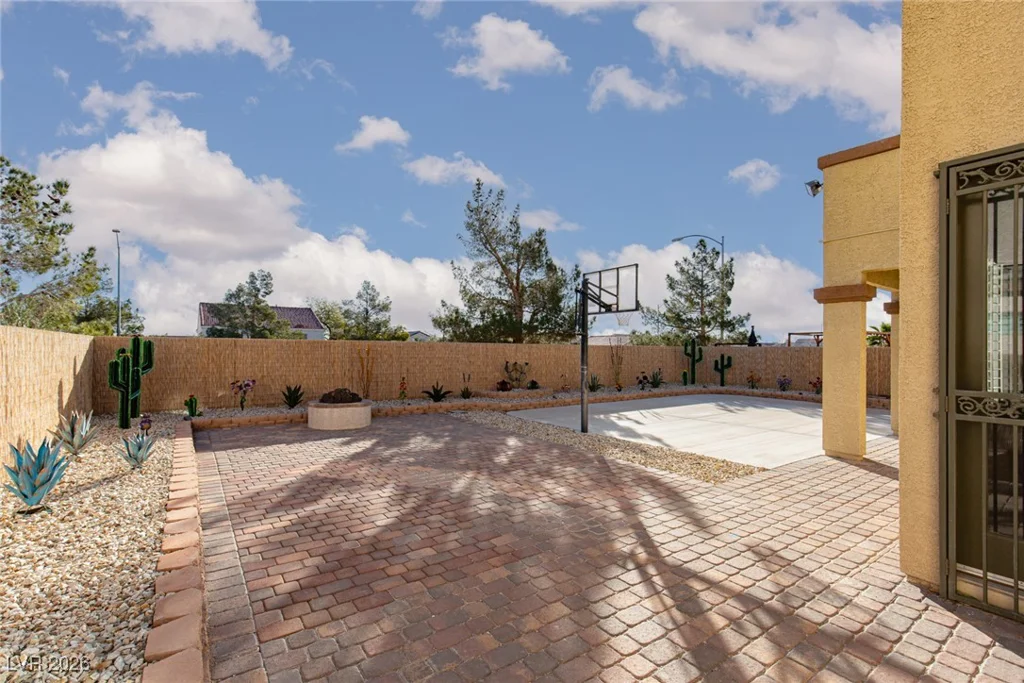 8040 Pandur, Las Vegas, NV 89131