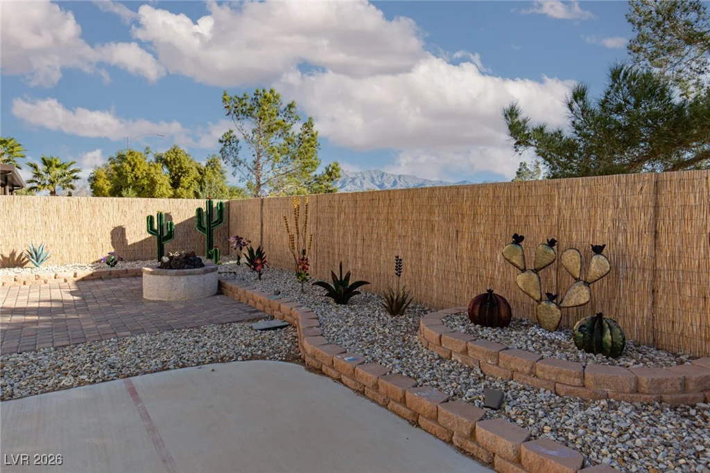 8040 Pandur, Las Vegas, NV 89131