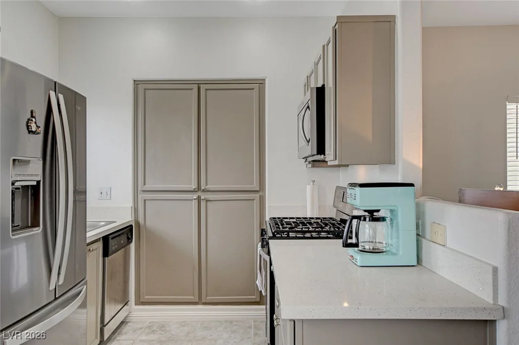 1401 Red Crest, Las Vegas, NV 89144