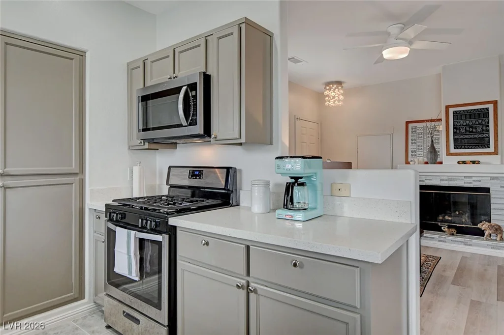 1401 Red Crest, Las Vegas, NV 89144