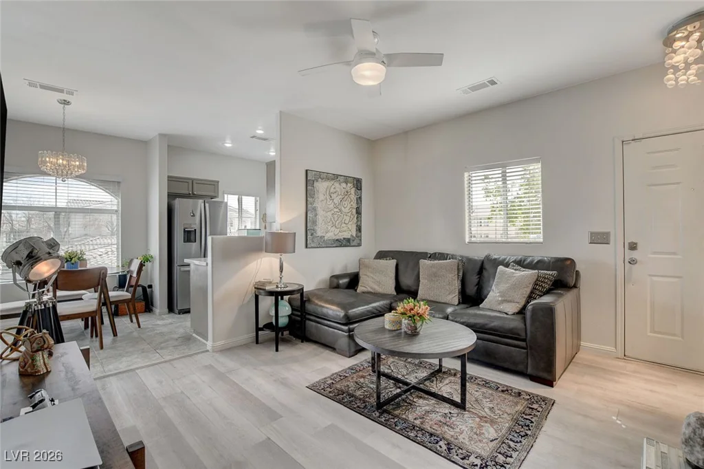 1401 Red Crest, Las Vegas, NV 89144