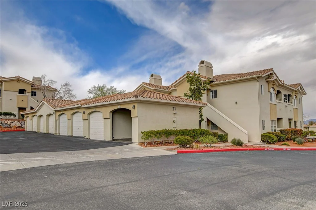 1401 Red Crest, Las Vegas, NV 89144