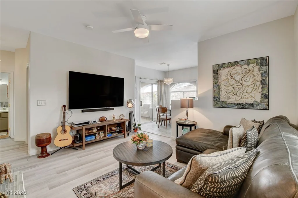 1401 Red Crest, Las Vegas, NV 89144