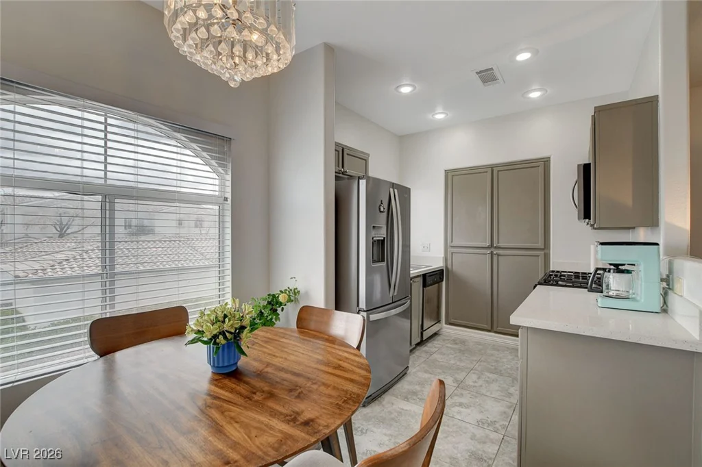 1401 Red Crest, Las Vegas, NV 89144