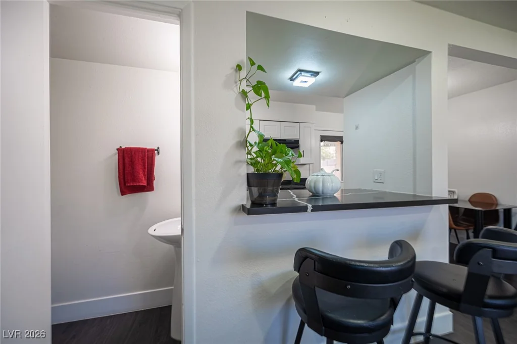 582 Blue Lagoon, Las Vegas, NV 89110