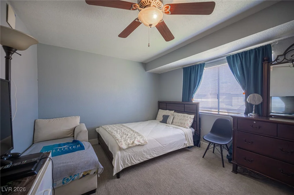 582 Blue Lagoon, Las Vegas, NV 89110