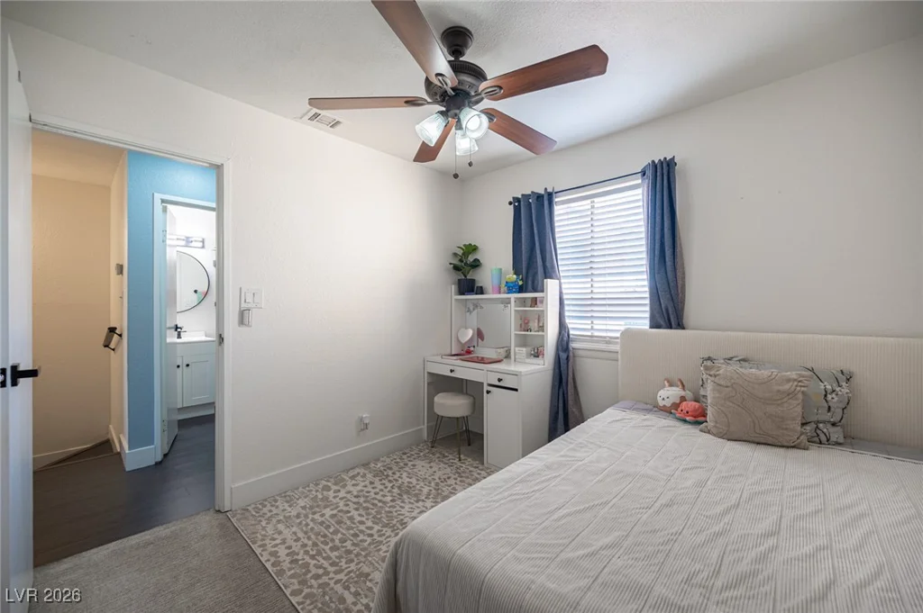 582 Blue Lagoon, Las Vegas, NV 89110