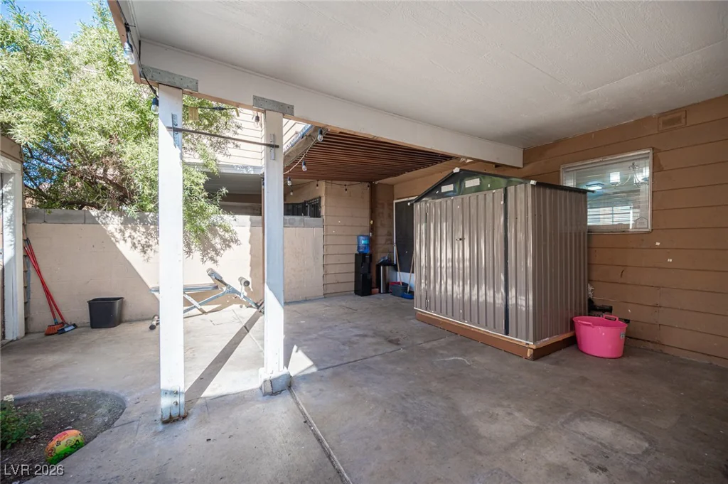 582 Blue Lagoon, Las Vegas, NV 89110