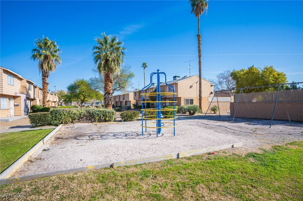 582 Blue Lagoon, Las Vegas, NV 89110
