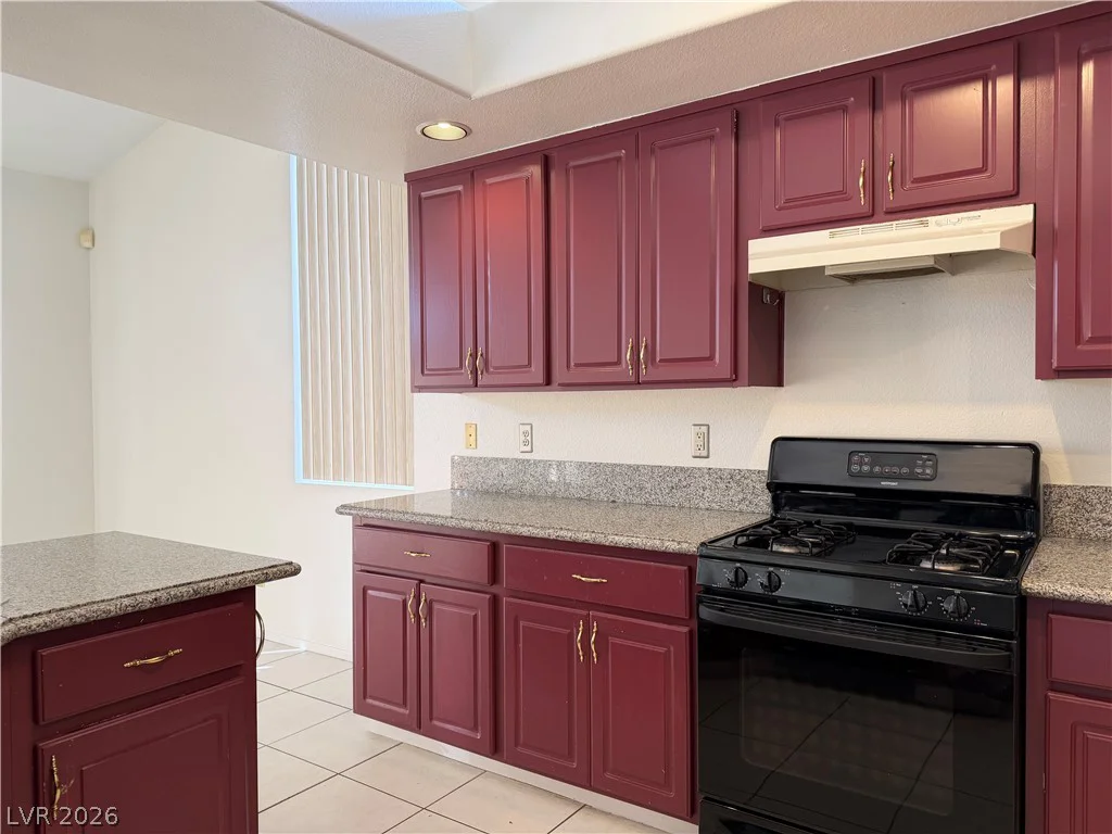 9743 Silver Lasso, Las Vegas, NV 89183