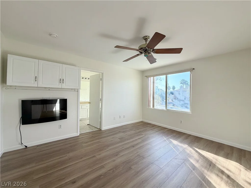 9743 Silver Lasso, Las Vegas, NV 89183