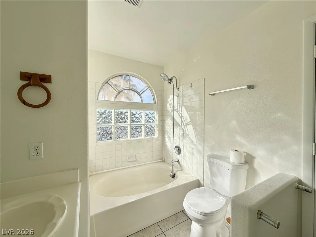 9743 Silver Lasso, Las Vegas, NV 89183
