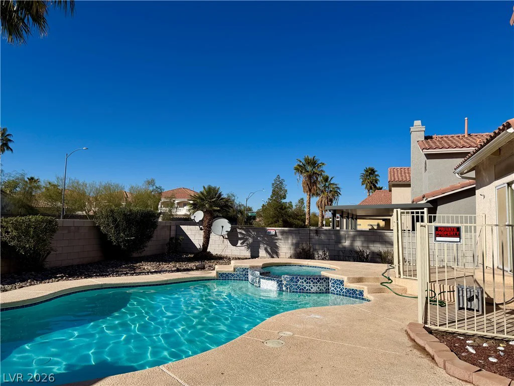 9743 Silver Lasso, Las Vegas, NV 89183