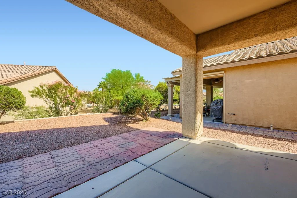 6090 Falconer, Las Vegas, NV 89122