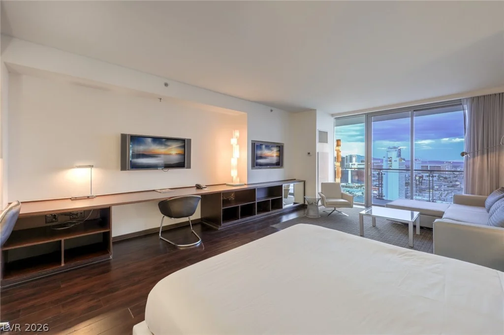 4381 Flamingo, Las Vegas, NV 89103