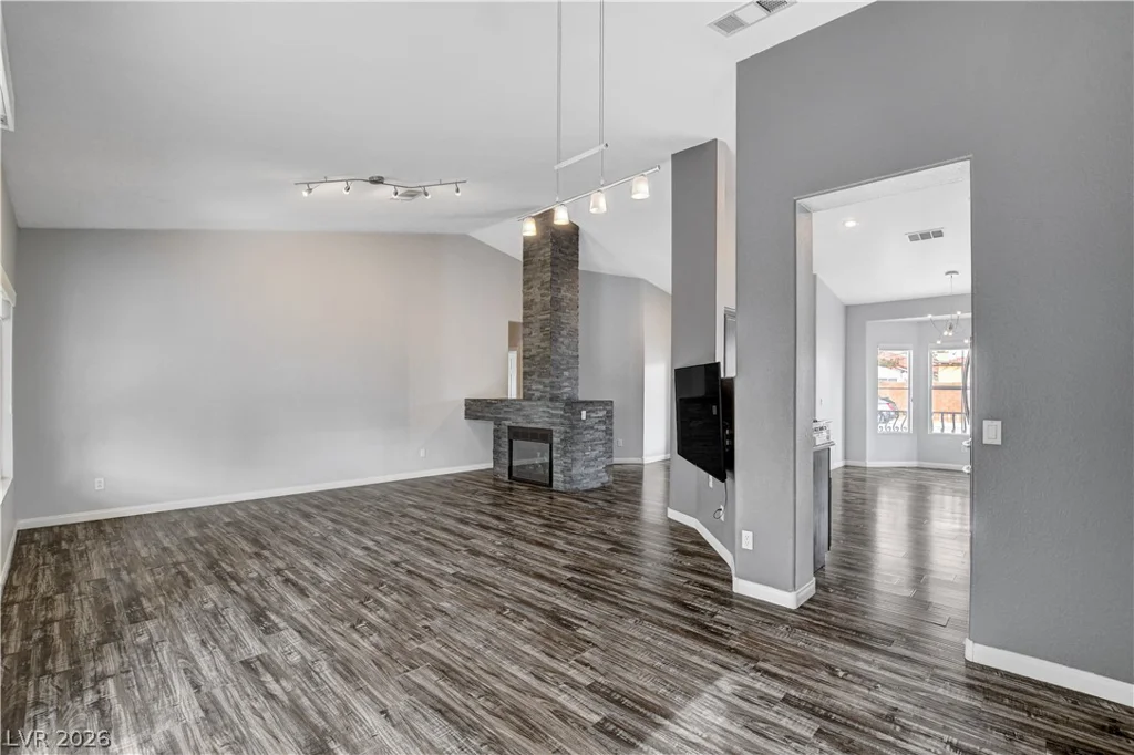 8353 Bucks Lake, Las Vegas, NV 89123
