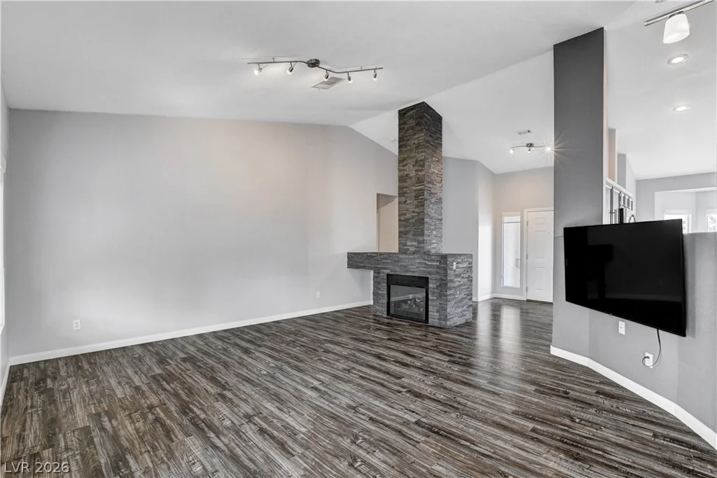 8353 Bucks Lake, Las Vegas, NV 89123