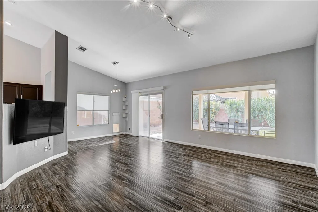8353 Bucks Lake, Las Vegas, NV 89123