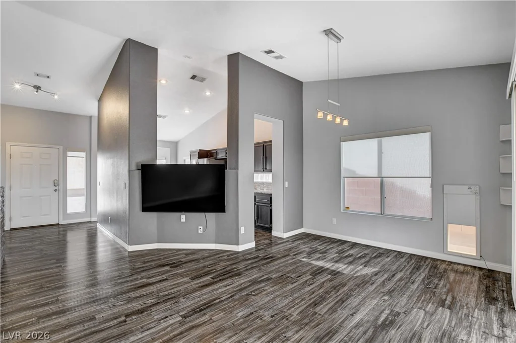8353 Bucks Lake, Las Vegas, NV 89123