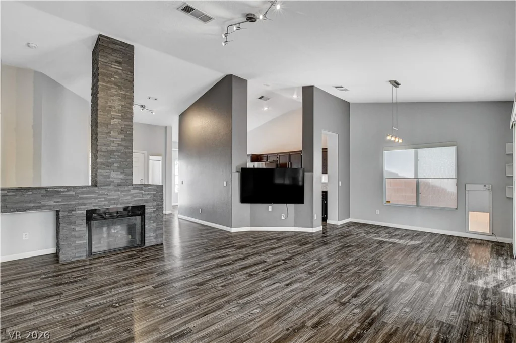 8353 Bucks Lake, Las Vegas, NV 89123