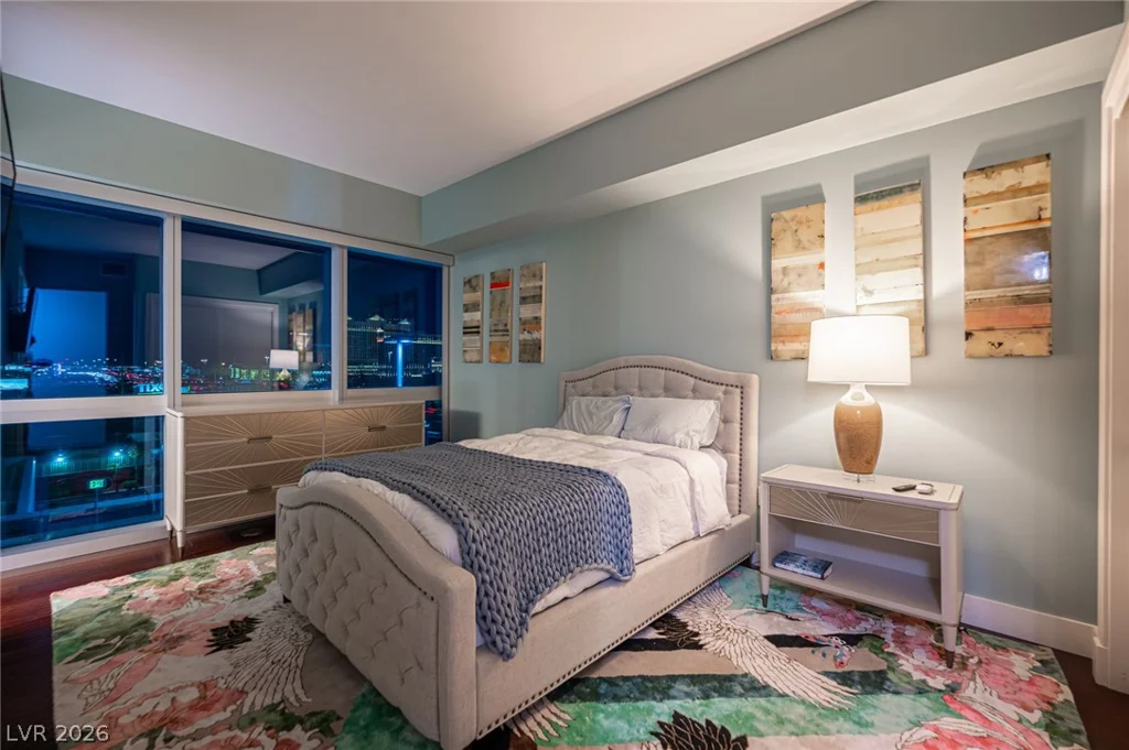 4471 Dean Martin, Las Vegas, NV 89103