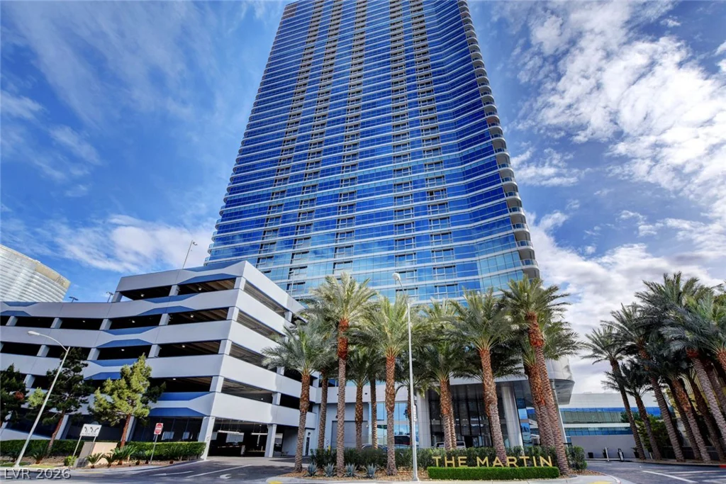 4471 Dean Martin, Las Vegas, NV 89103