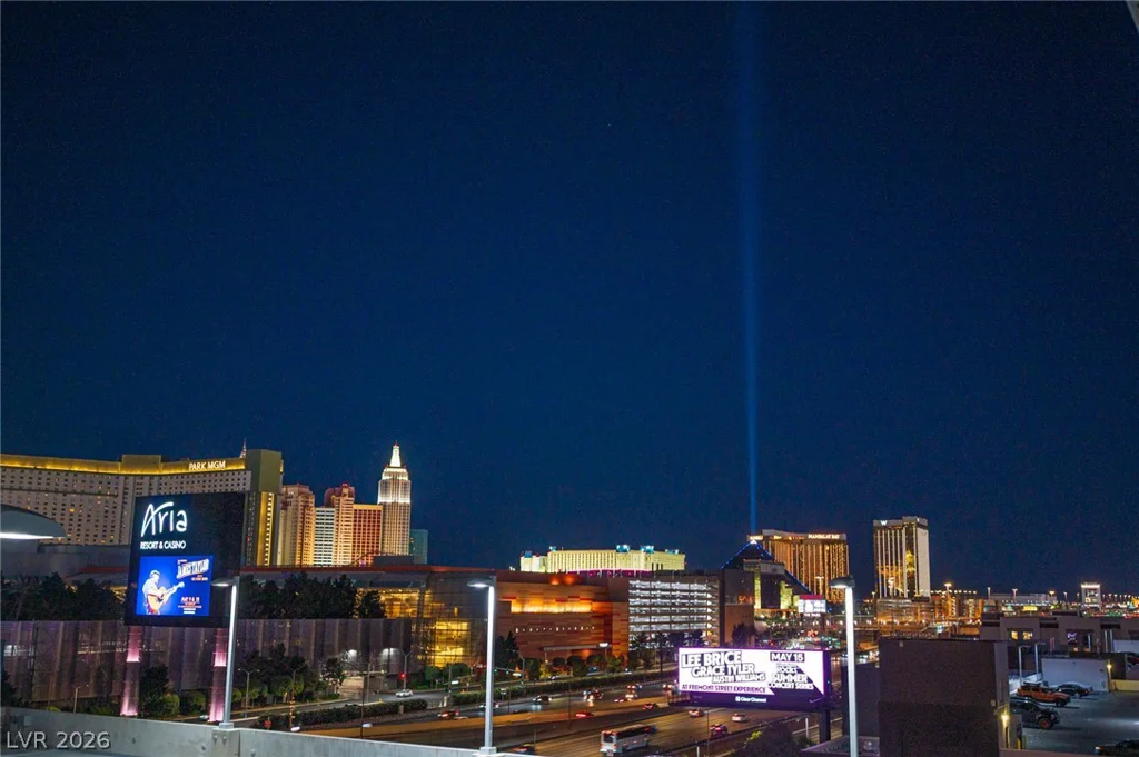 4471 Dean Martin, Las Vegas, NV 89103