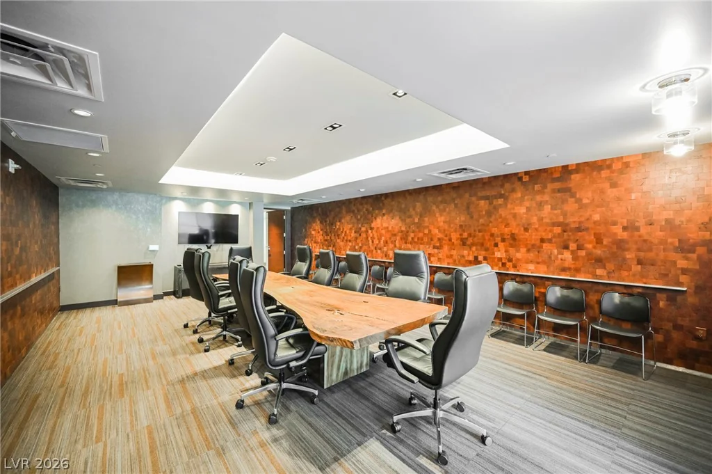 4471 Dean Martin, Las Vegas, NV 89103
