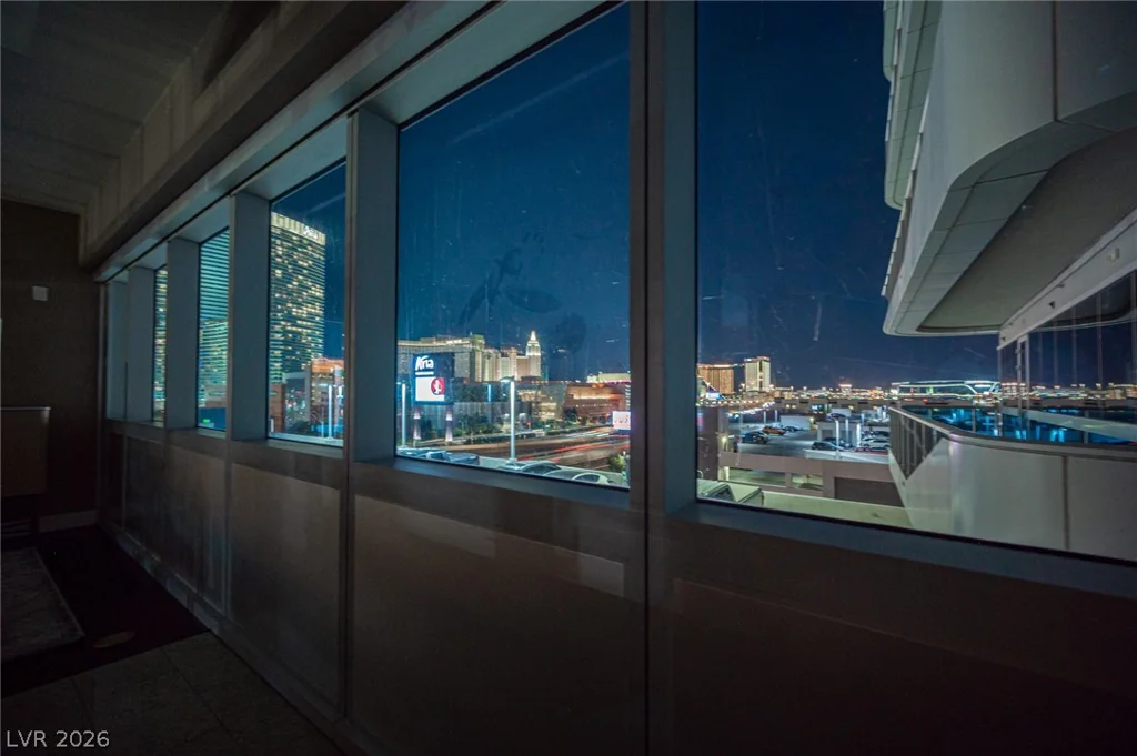 4471 Dean Martin, Las Vegas, NV 89103
