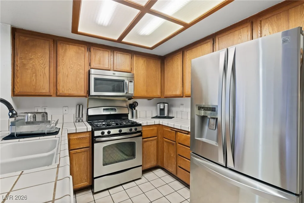 3212 Ivory Coast, Las Vegas, NV 89117