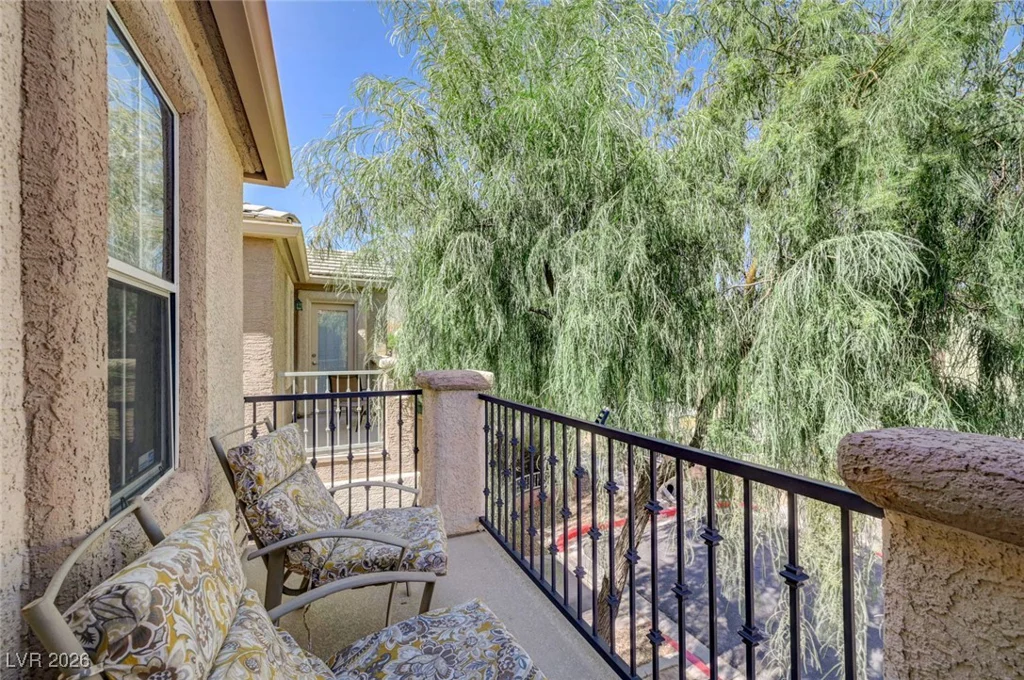 10413 Cole Younger, Las Vegas, NV 89129