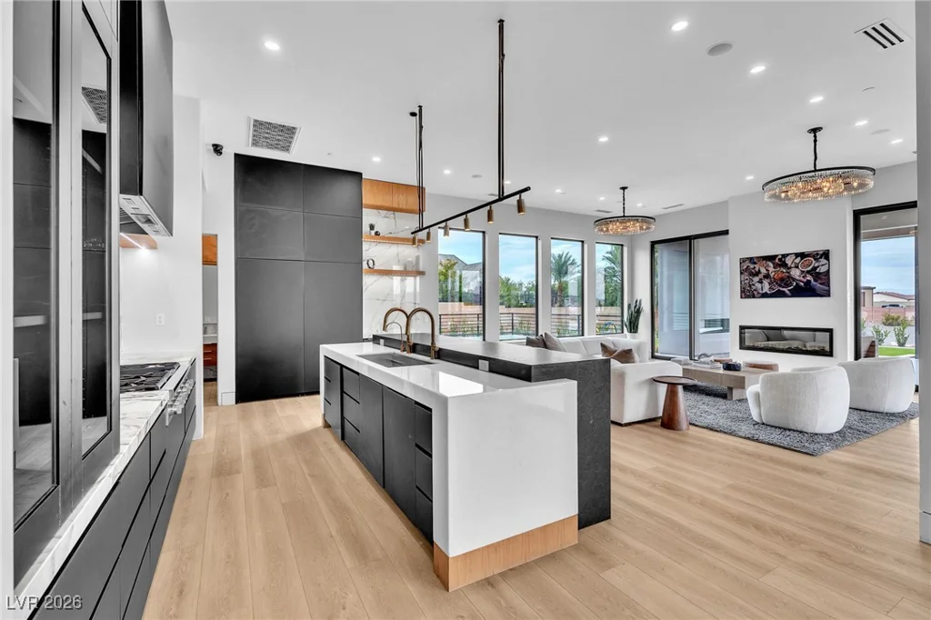 500 Trenier, Henderson, NV 89002
