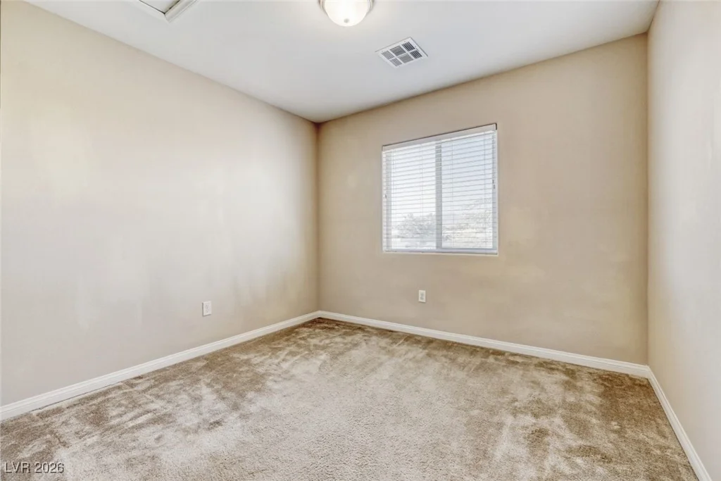 8881 Lake Myers, Las Vegas, NV 89139