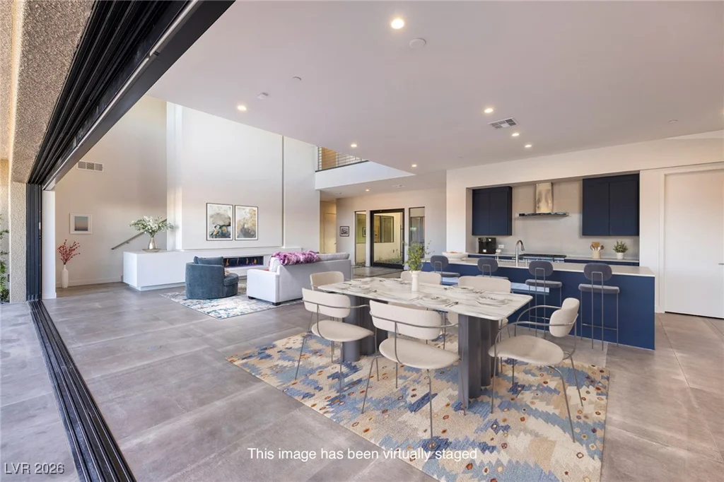 25 Falling Ridge, Henderson, NV 89011