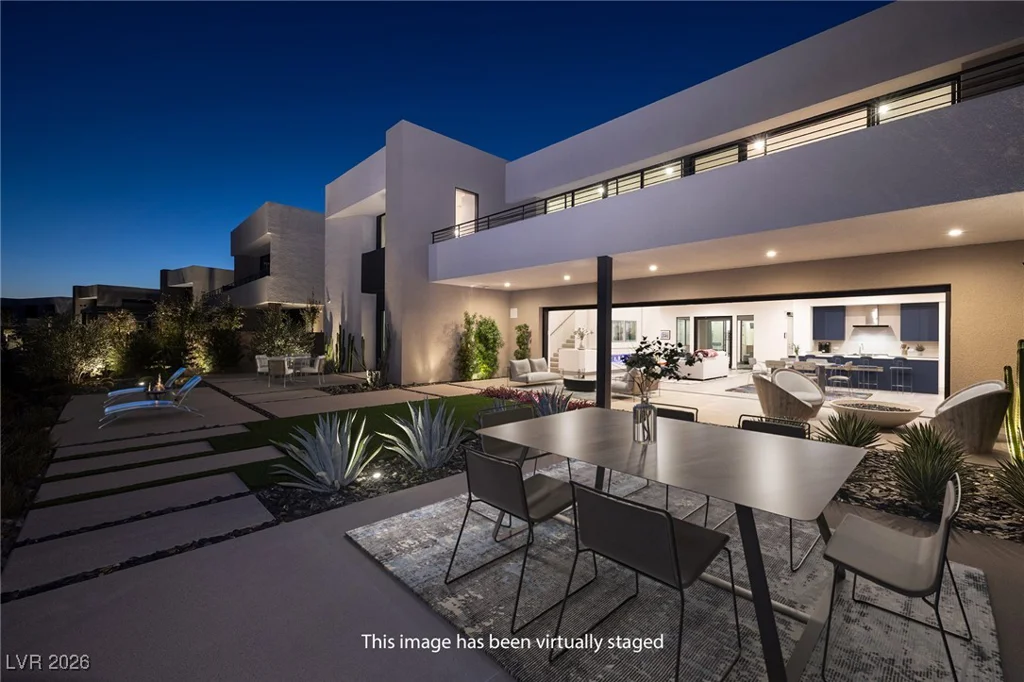 25 Falling Ridge, Henderson, NV 89011