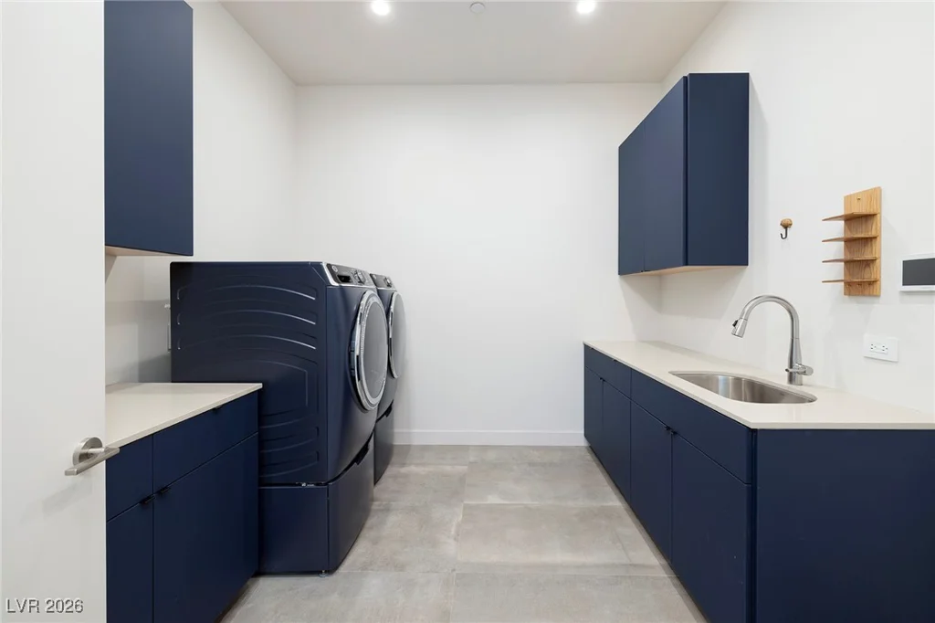 25 Falling Ridge, Henderson, NV 89011