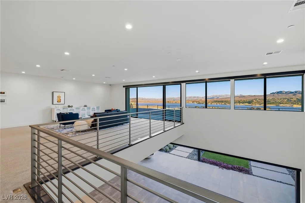 25 Falling Ridge, Henderson, NV 89011