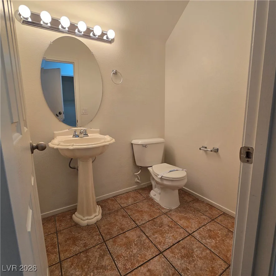 7772 Gilmore, Las Vegas, NV 89129