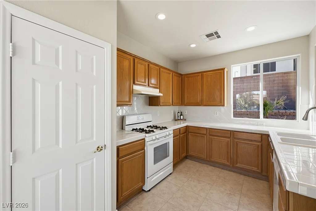 1077 Sweetgrass, Henderson, NV 89002