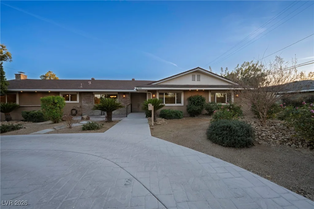 3101 Conners, Las Vegas, NV 89107