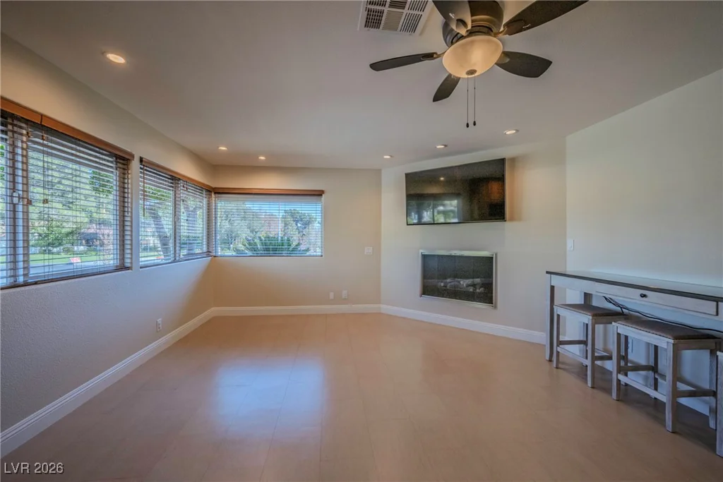 3101 Conners, Las Vegas, NV 89107