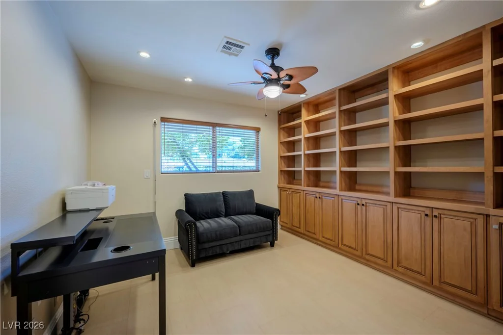 3101 Conners, Las Vegas, NV 89107
