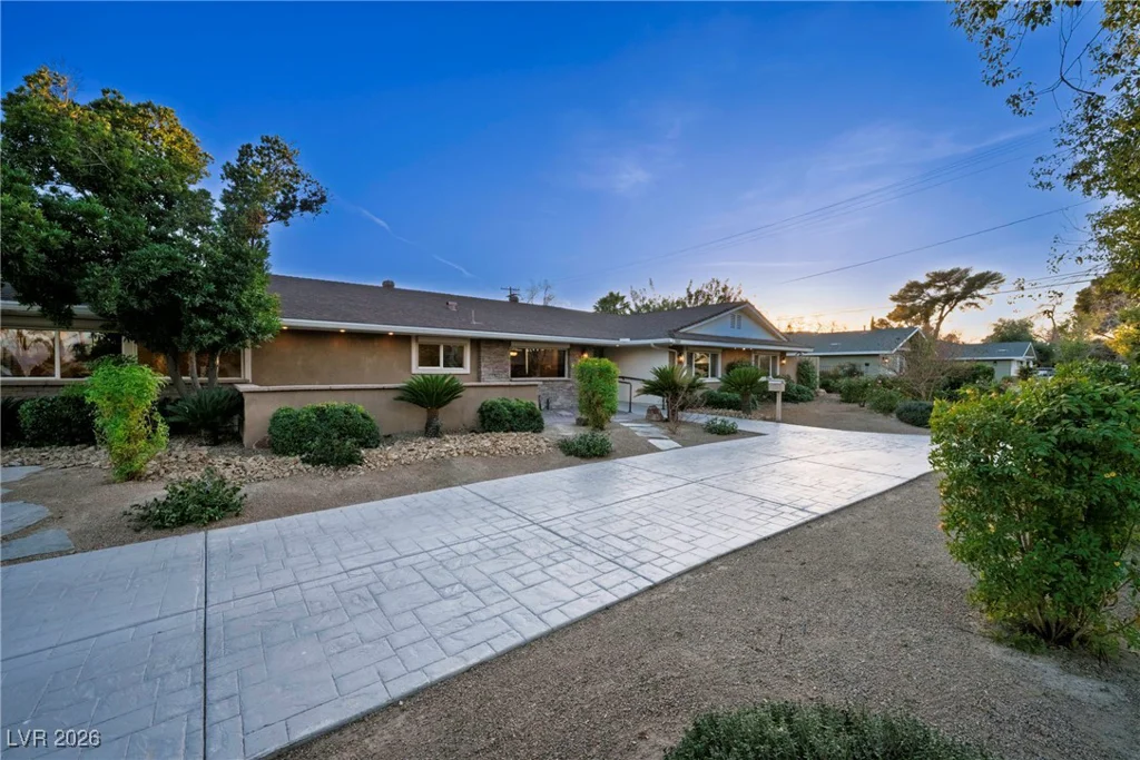 3101 Conners, Las Vegas, NV 89107