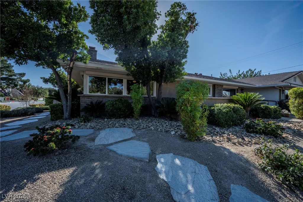 3101 Conners, Las Vegas, NV 89107